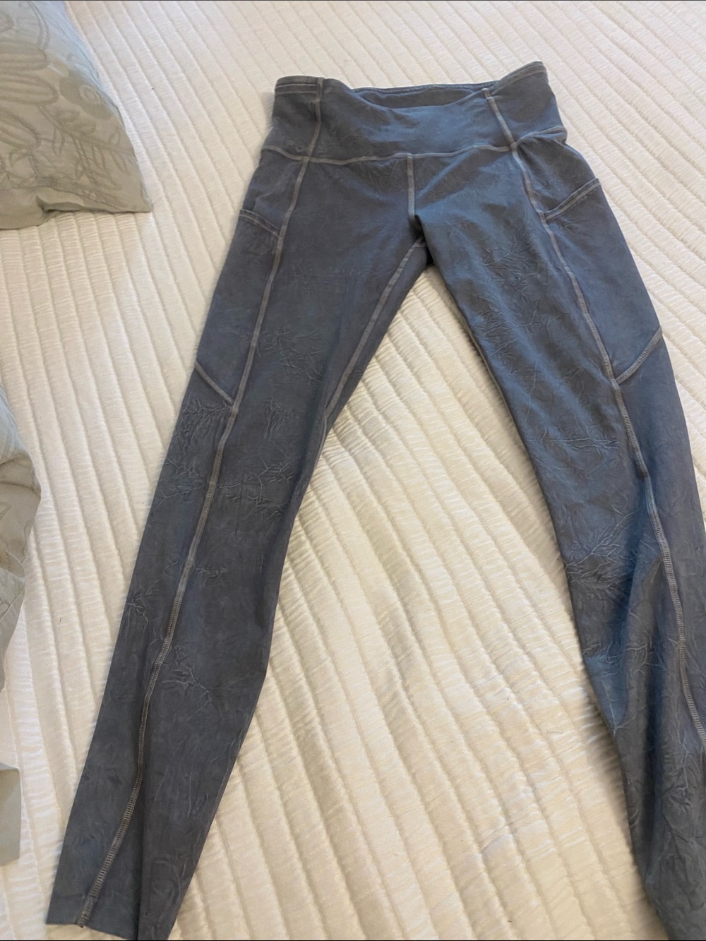Lululemon 6 fast n free new condition